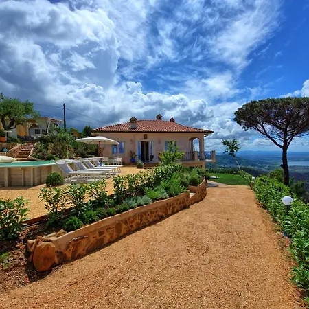 Villa Casarosa Di Mariasole By Posarellivillas